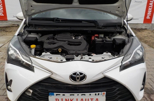 Toyota Yaris cena 24900 przebieg: 53685, rok produkcji 2018 z Skała małe 301